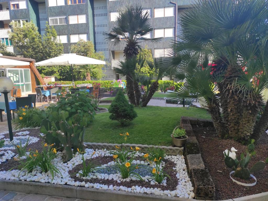 Zahrada ubytování Hotel Ai Pini