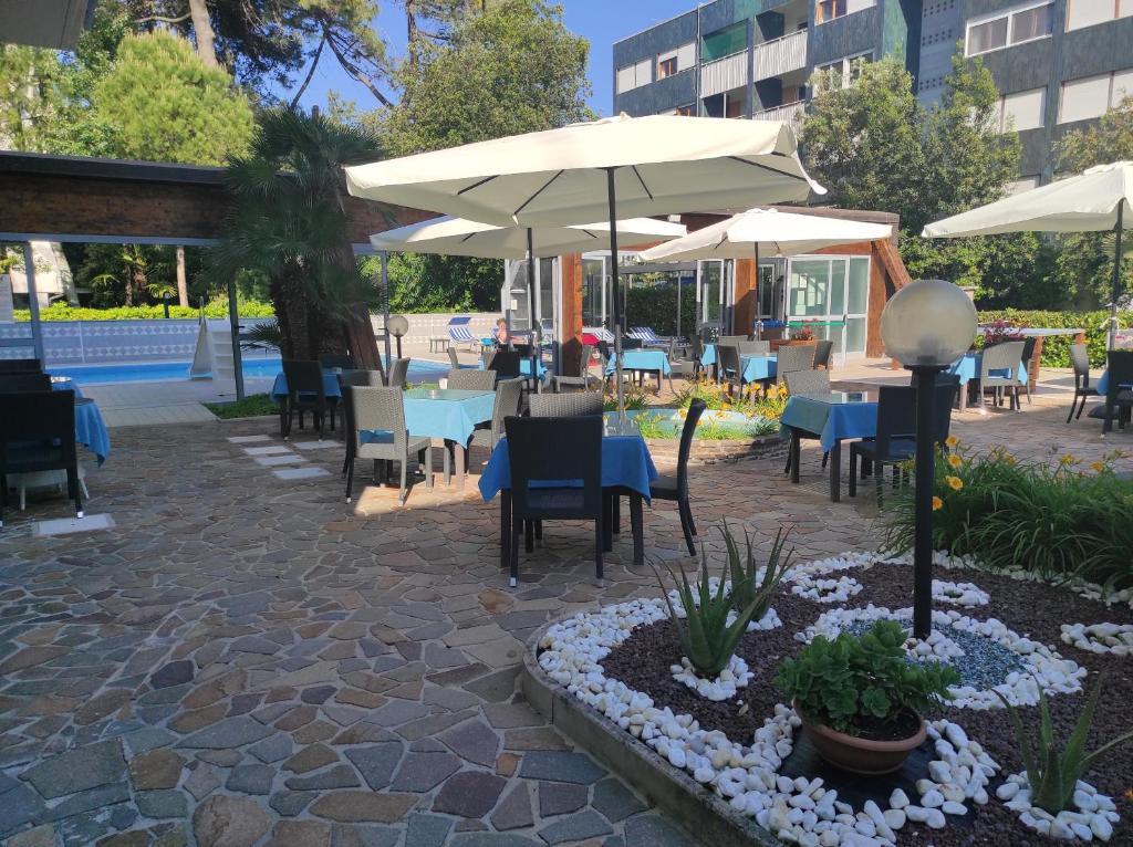 Zahrada ubytování Hotel Ai Pini