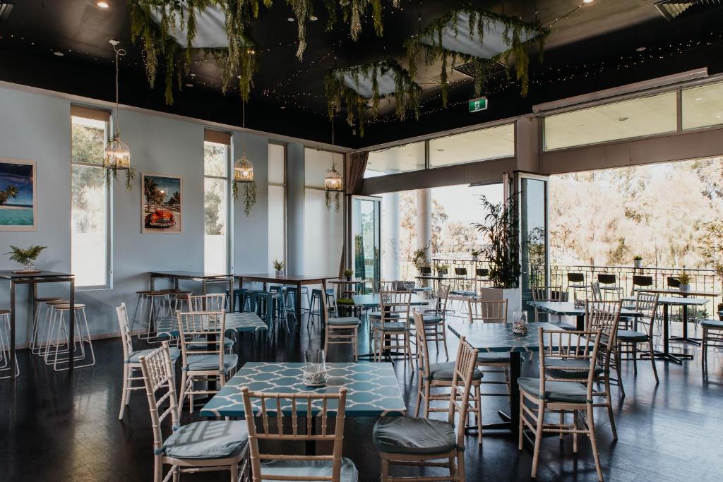 Sfera's Park Suites & Convention Centre - Resim 5