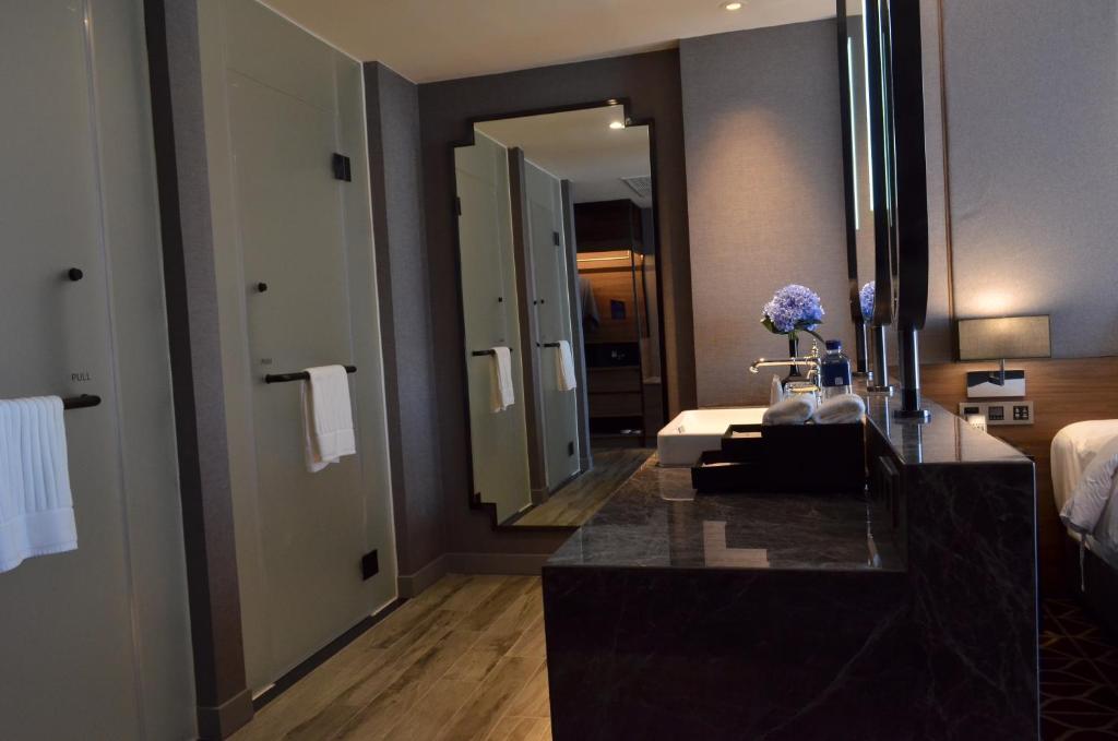 Ayathorn Bangkok - 12