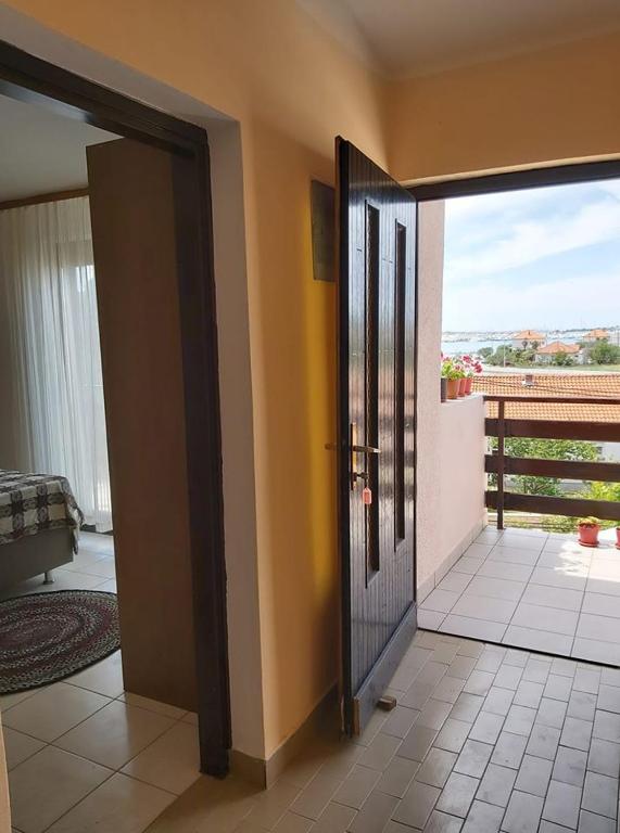 Apartmani Svitlana - Appartement Avec Vue Sur La Mer