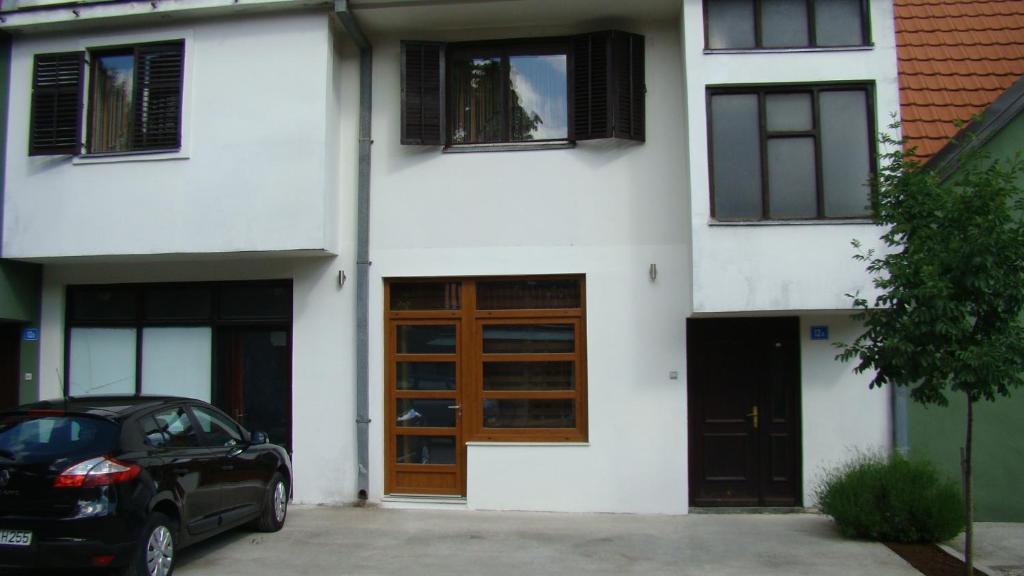 Budova, kde se apartmán nachází