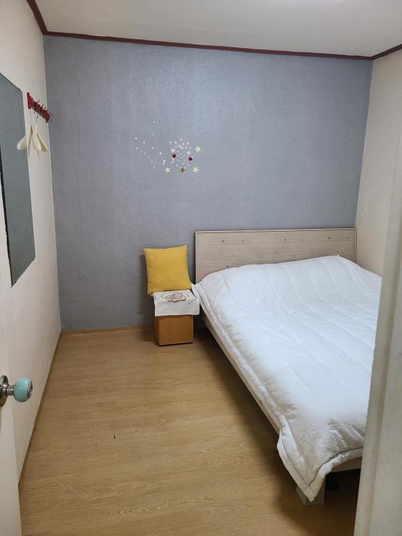 Postel nebo postele na pokoji v ubytování Chenal Motel