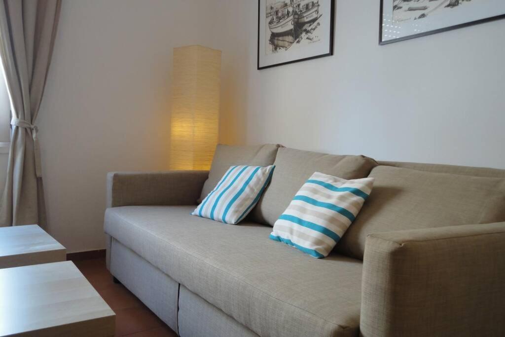 PORTBELL FAR - One-Bedroom Apartment