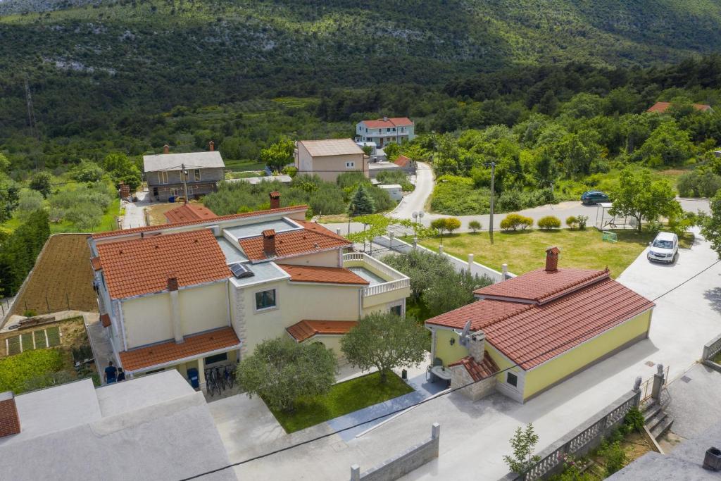 Příroda nedaleko prázdninového domu