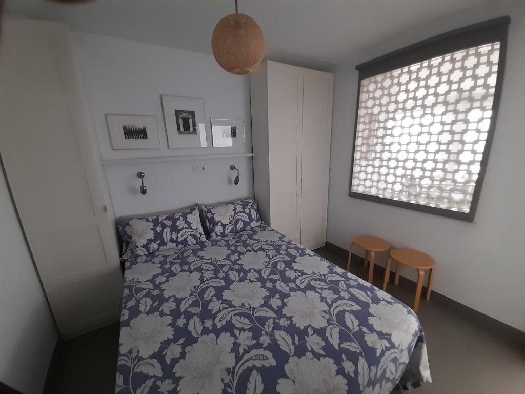 Posteľ alebo postele v izbe v ubytovaní Espectacular apartamento primera linea de playa
