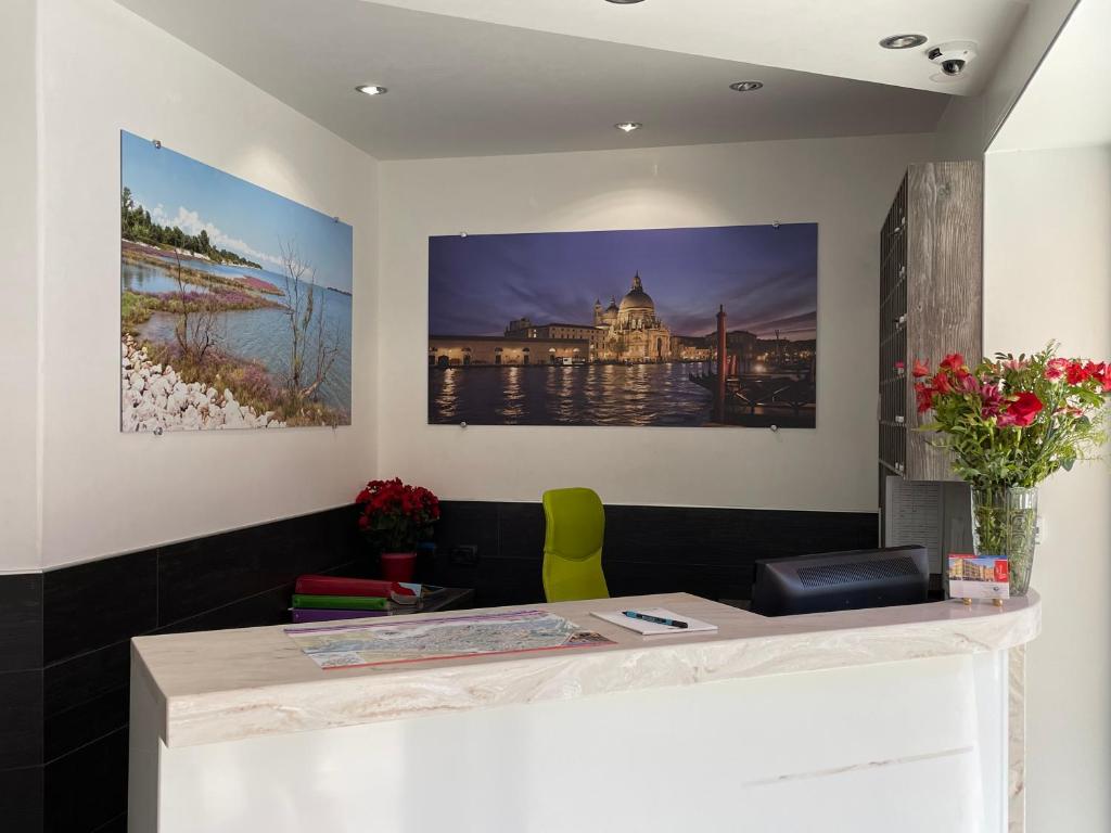 Hotel San Geremia - Resim 29