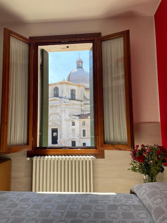 Hotel San Geremia - Resim 13