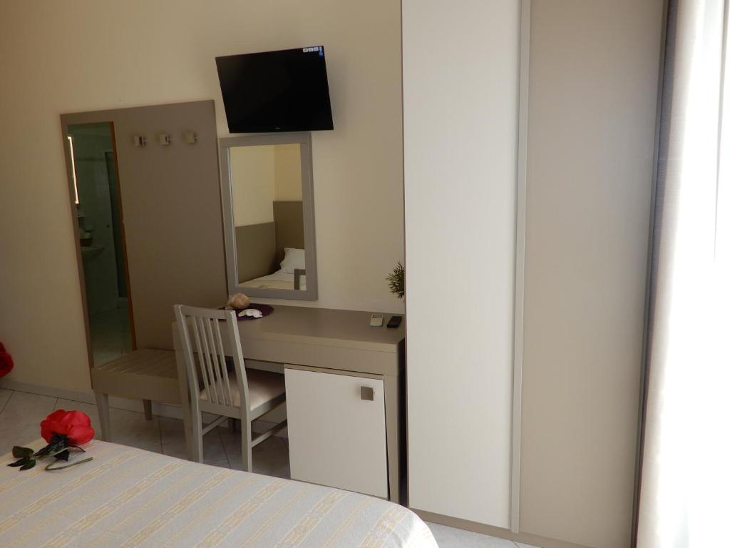 TV a/nebo společenská místnost v ubytování Hotel San Giorgio
