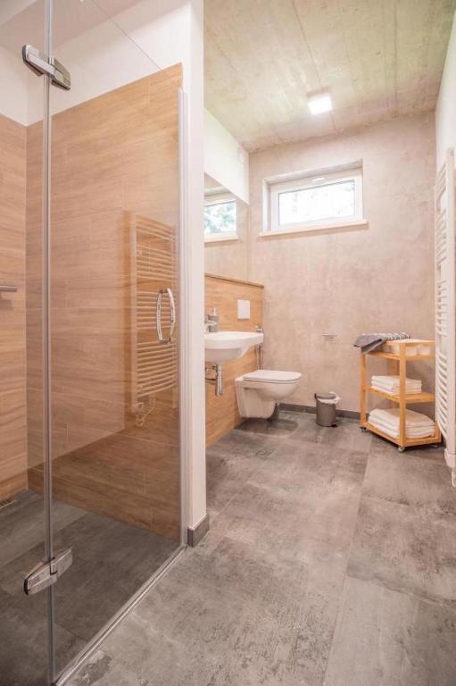 Koupelna v ubytování Apartmány Bílá Nisa