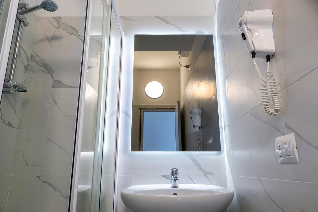 Koupelna v ubytování Hotel Ninfea Cattolica