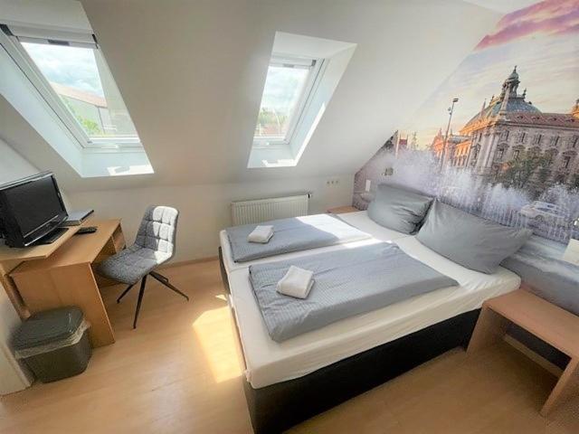 Olympia Pension - Double Room