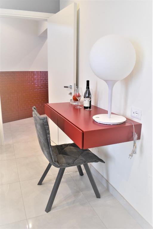 CATANIA LIVING ROOMS - 9