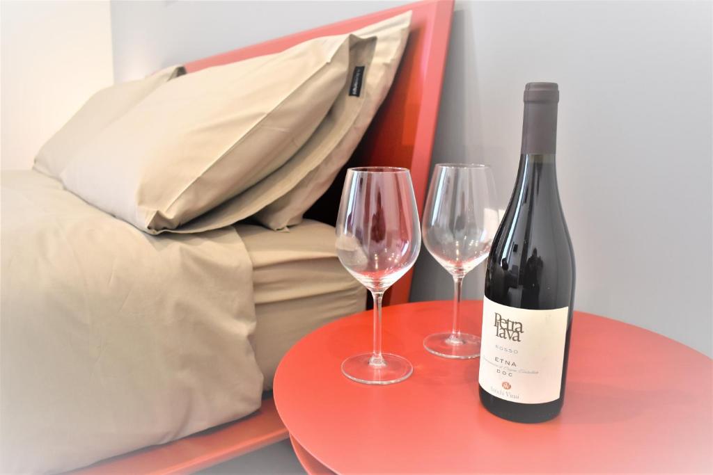 CATANIA LIVING ROOMS - 10