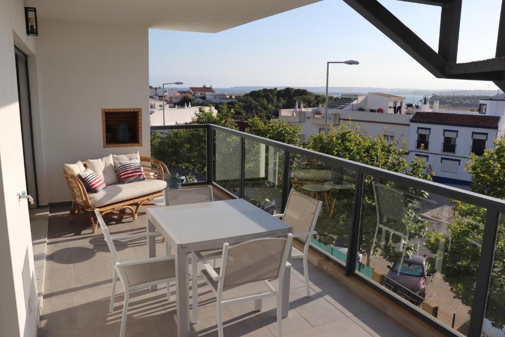 ROOF TOP SEA VIEW ALVOR - One-Bedroom Apartment