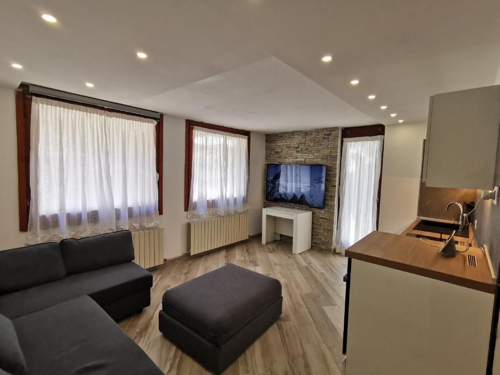 Aqua Apartment - very Ski In & Ski Out CIR 0436