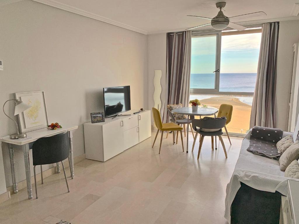 POSTIGUET BEACH, Alicante – Updated 2023 Prices