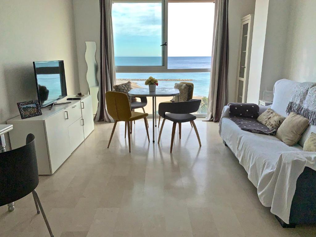 POSTIGUET BEACH, Alicante – Updated 2023 Prices