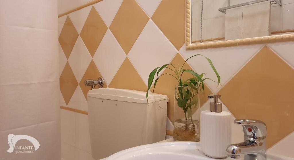 Infante Guesthouse - 12