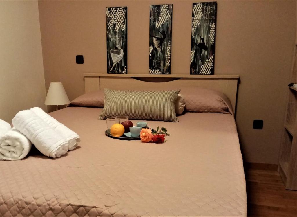 Postel nebo postele na pokoji v ubytování Lemoni Corfu House