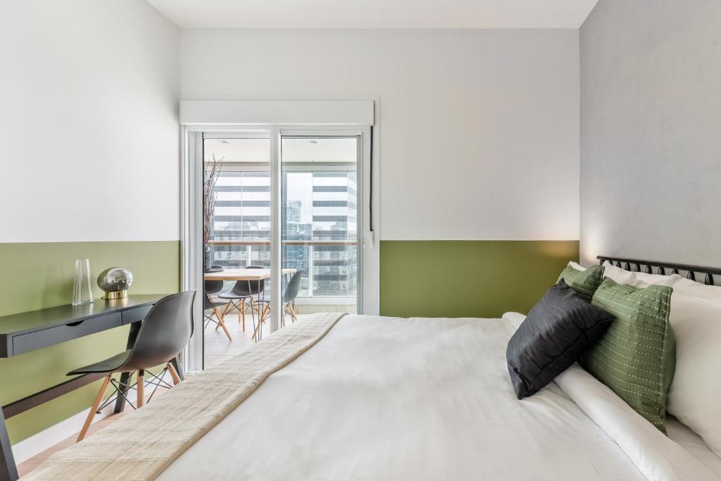  Apartamento em ótima localização - Vila Olímpia