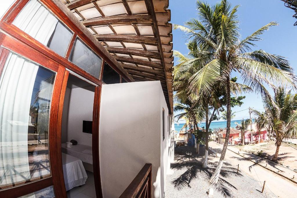  Pousada Maraca Beach