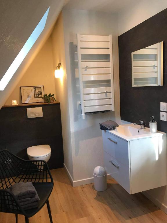 Kuchyň nebo kuchyňský kout v ubytování Maison d'Hôtes "L'ORIGINALE"