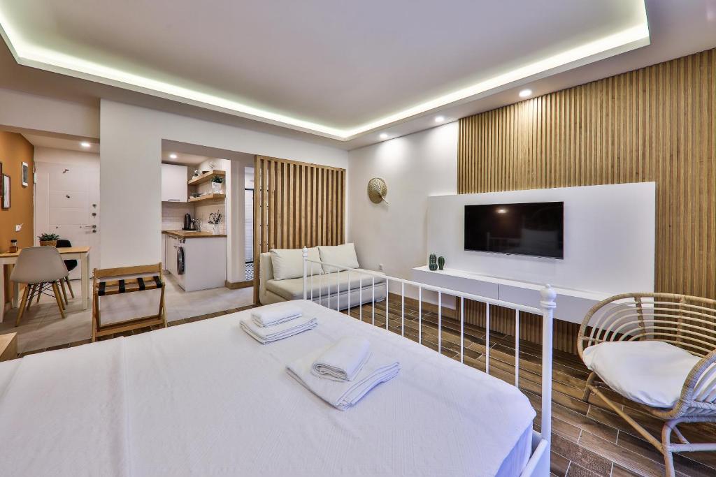 TV a/nebo společenská místnost v ubytování Yaz Apart Hotel