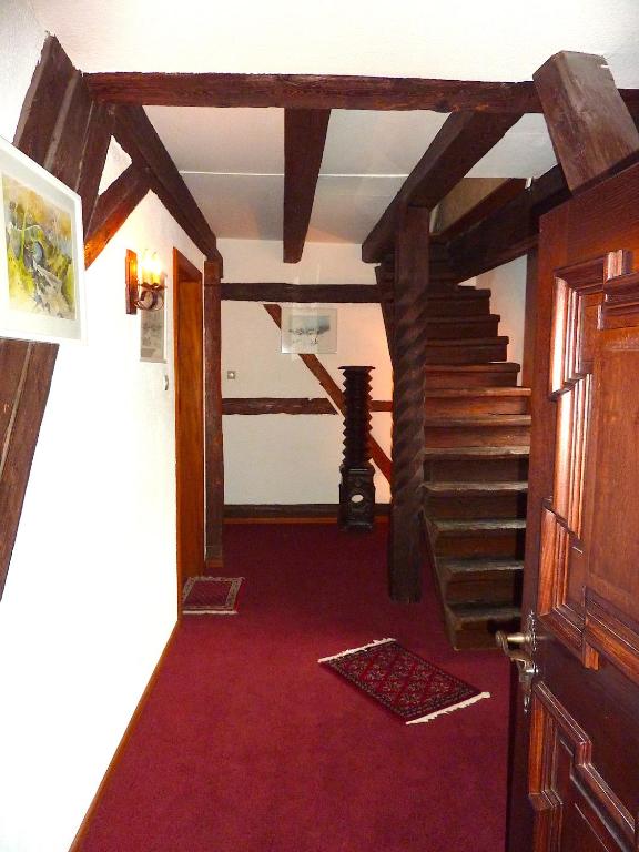 Fotografie z fotogalerie ubytování ADRIHOF à Riquewihr, Cour de l'Abbaye d'Autrey v destinaci Riquewihr