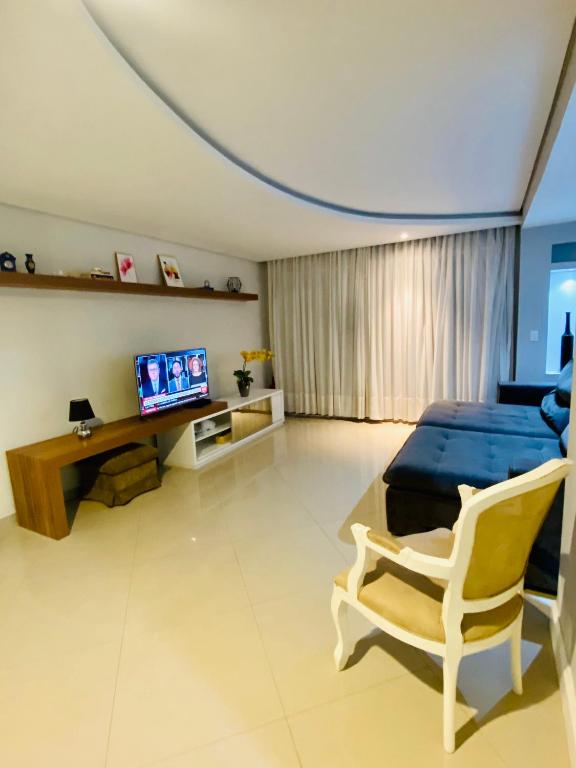  Bela casa com piscina aquecida e coberta e jacuzzi