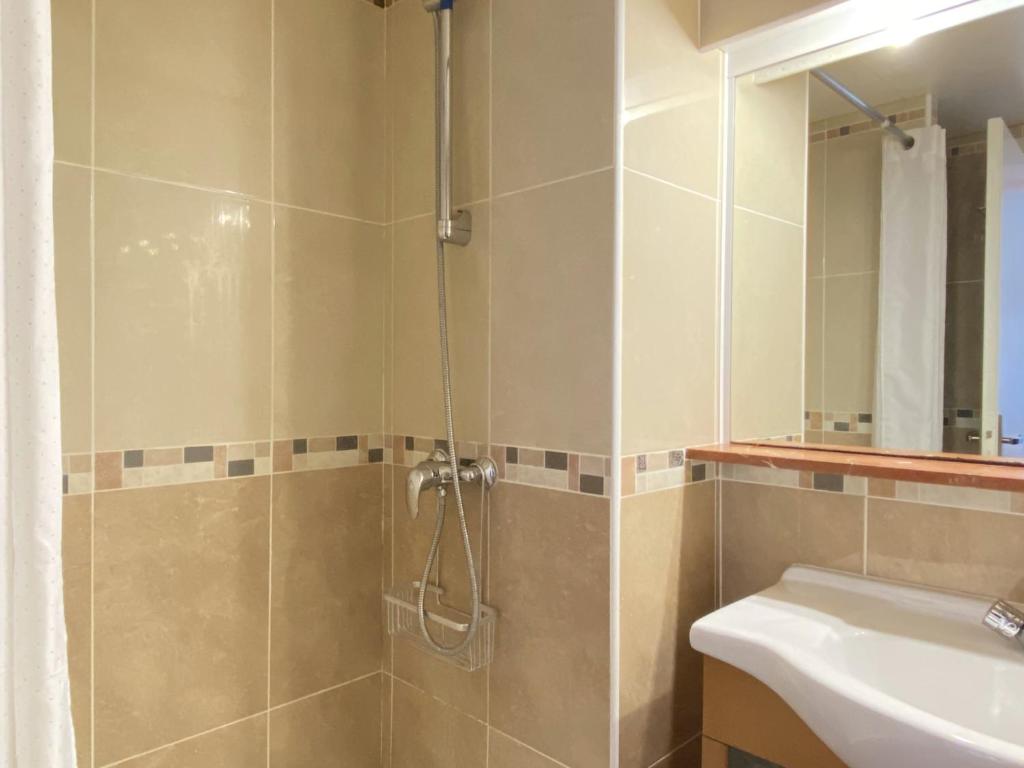 Kúpeľňa v ubytovaní Acapulco 16 Apartments Casasol