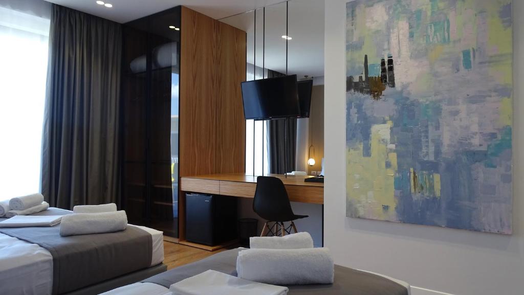 Valmar Hotel - Image 2