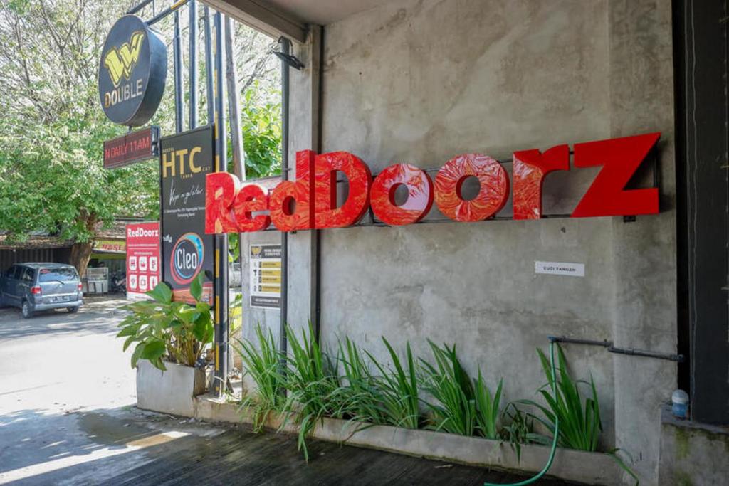 Fotografie z fotogalerie ubytování RedDoorz Plus near Kawasan Sam Poo Kong Semarang v destinaci Semarang