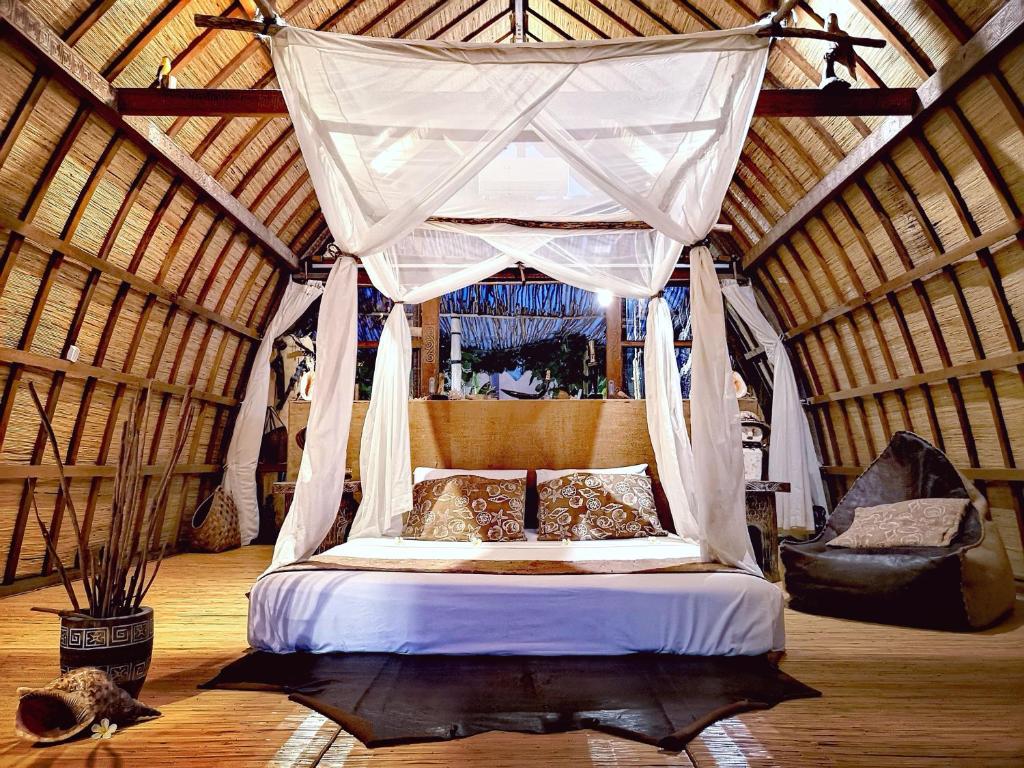 Coconut Garden Beach Resort - Cottage