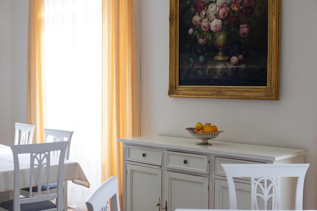 Fotografie z fotogalerie ubytování Hotel Galeazzi v destinaci Gardone Riviera