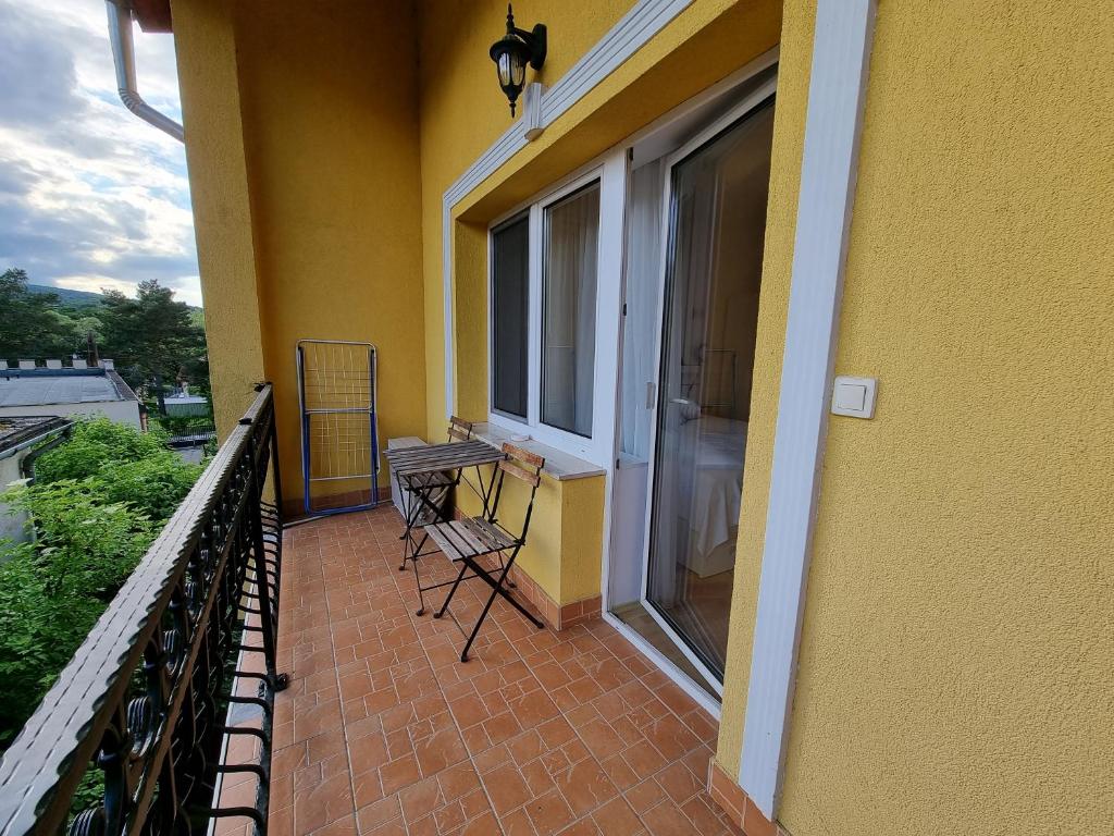 Balkón nebo terasa v ubytování Abigél Vendégház