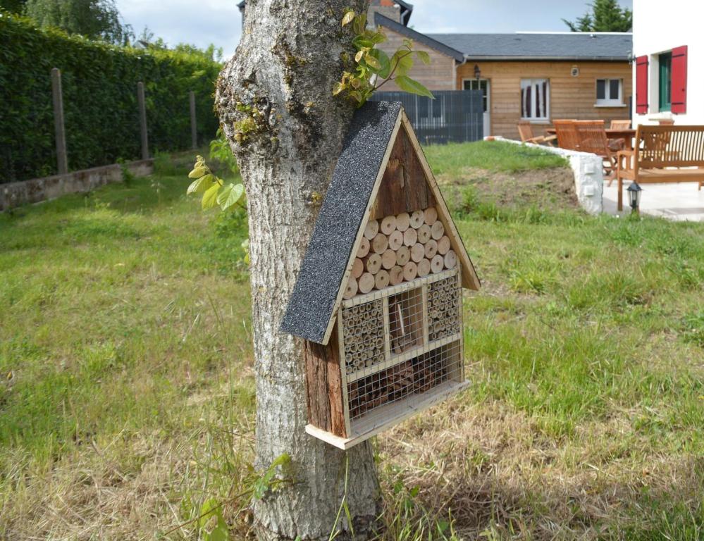 B&amp;B&#x304C;&#x6240;&#x5728;&#x3059;&#x308B;&#x5EFA;&#x7269;