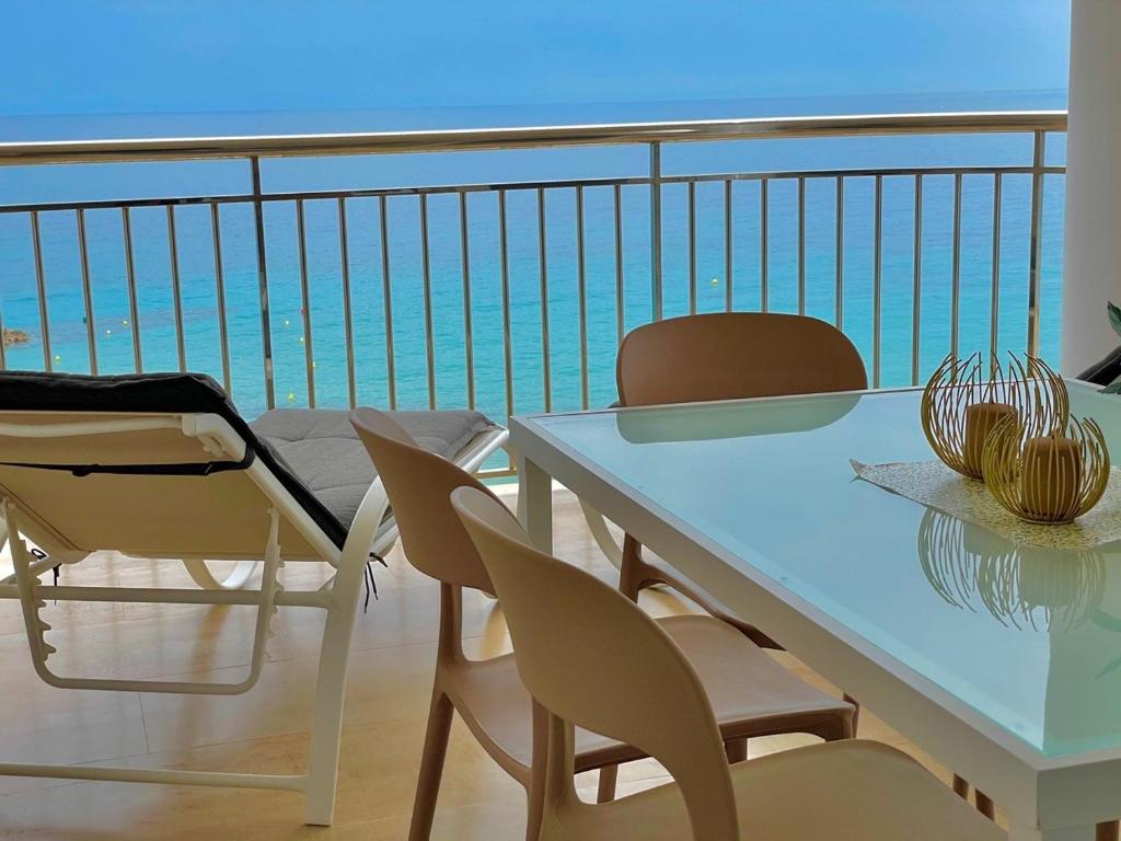 Porto Azul Frontal Peñon & Sea View First Line Arenal Beach ...