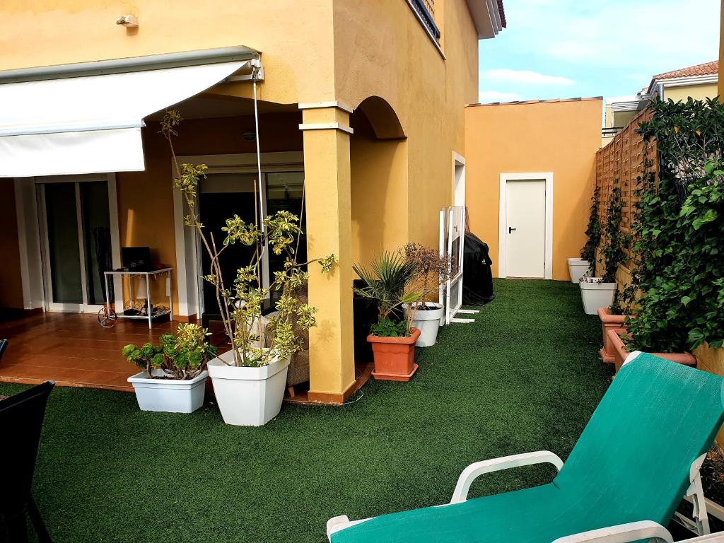 Chalet Bonalba Golf, Alicante – Updated 2023 Prices