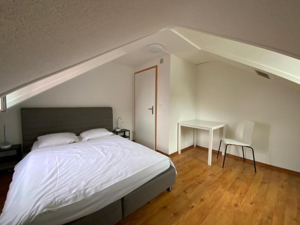 Swiss Star California - Self Check-In - 