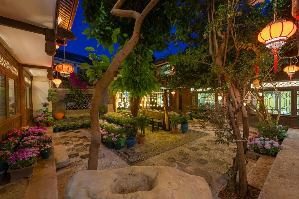 Fotografie z fotogalerie ubytování Lijiang Gui Yuan Tian Ju Guesthouse v destinaci Li-ťiang