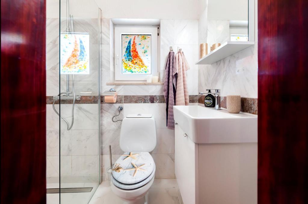 Koupelna v ubytování Guesthouse Ava