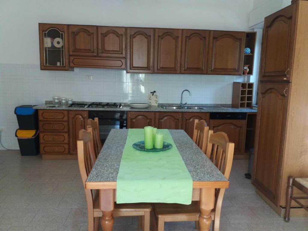 Kuchyň nebo kuchyňský kout v ubytování Casa Fronte Gole Alcantara