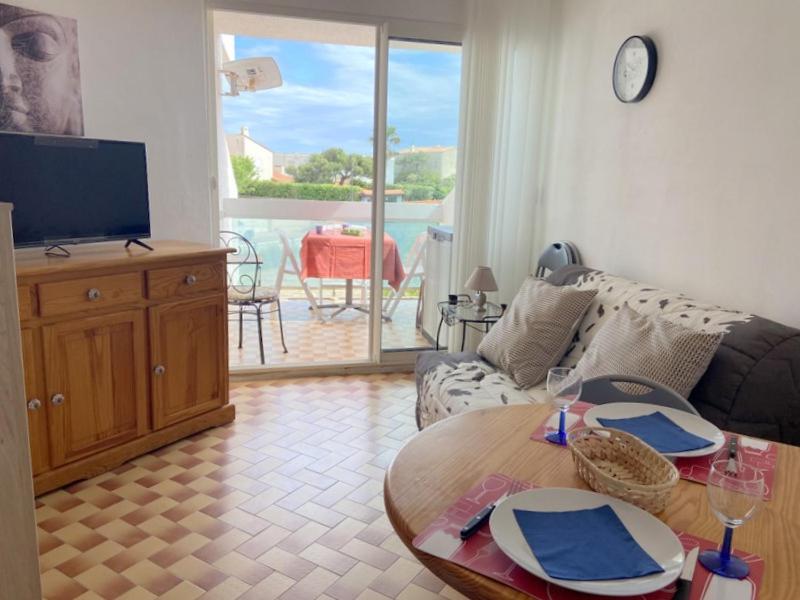 4HIP11 studio équipé pour 4 personnes à 10m de la plage