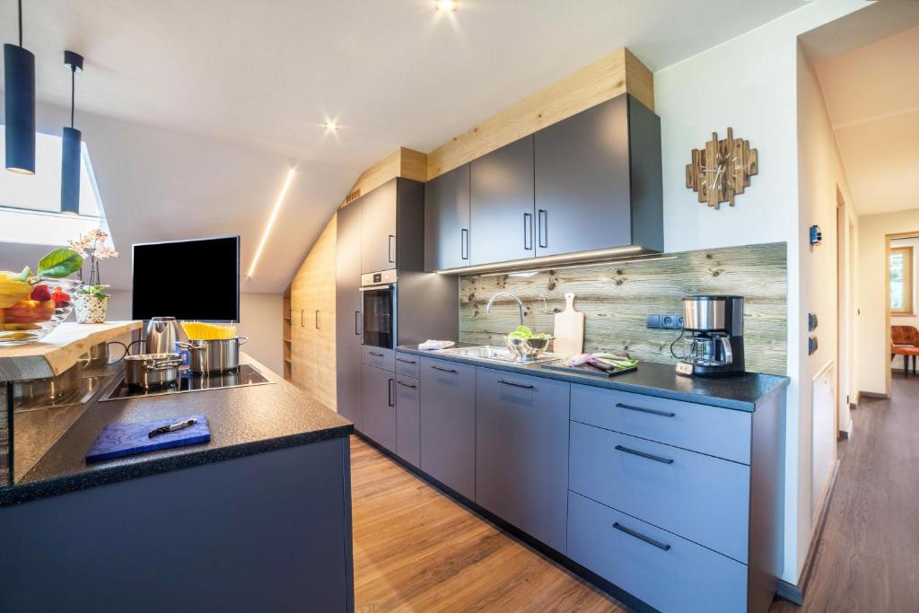 Kuchnia lub aneks kuchenny w obiekcie Ferienwohnung Zypresse
