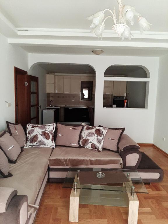 APARTMANI MIA VUKSANOVIC - Apartment Mit 3 Schlafzimmern