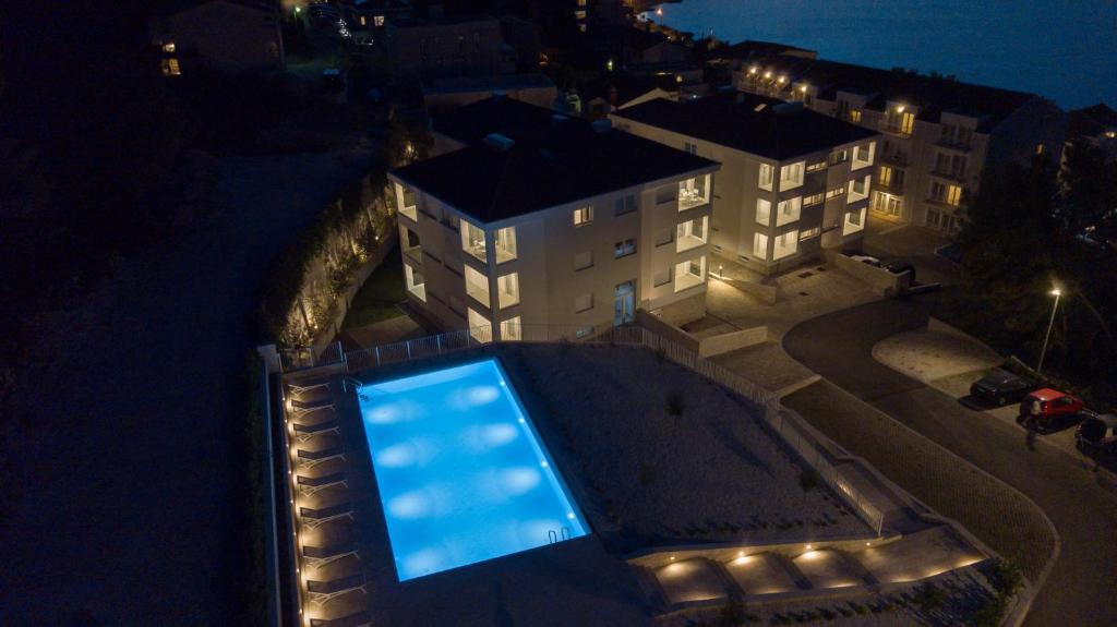 Bazén v ubytovaní Malo More Resort alebo v jeho blízkosti