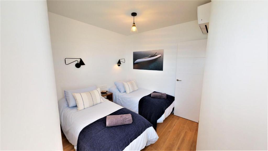 Fotografie z fotogalerie ubytování Perla Torremuelle Front Line Duplex v destinaci Torremuelle