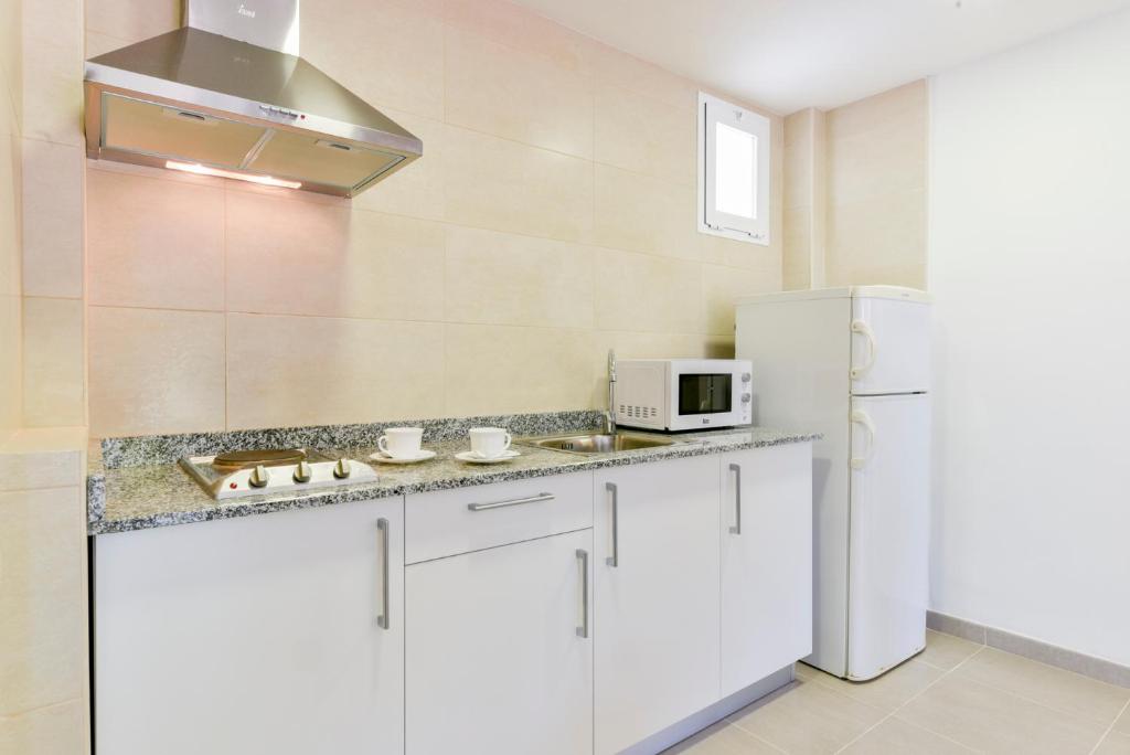 APARTAMENTOS DON JUAN (Spanje Palma de Mallorca) - Booking.com