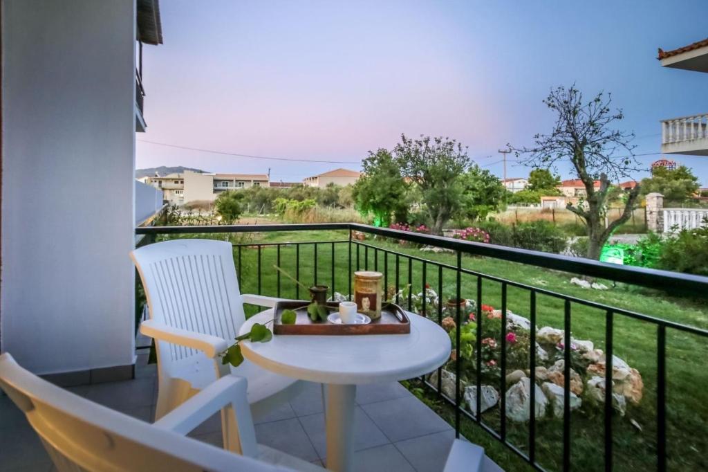 Christina studios - 11